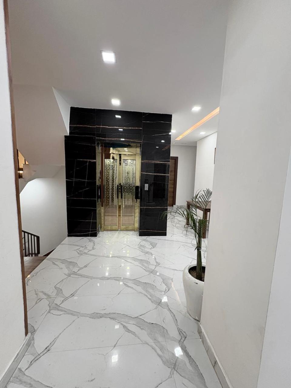 Pacific Inn Eco Central Gurgaon Exterior photo