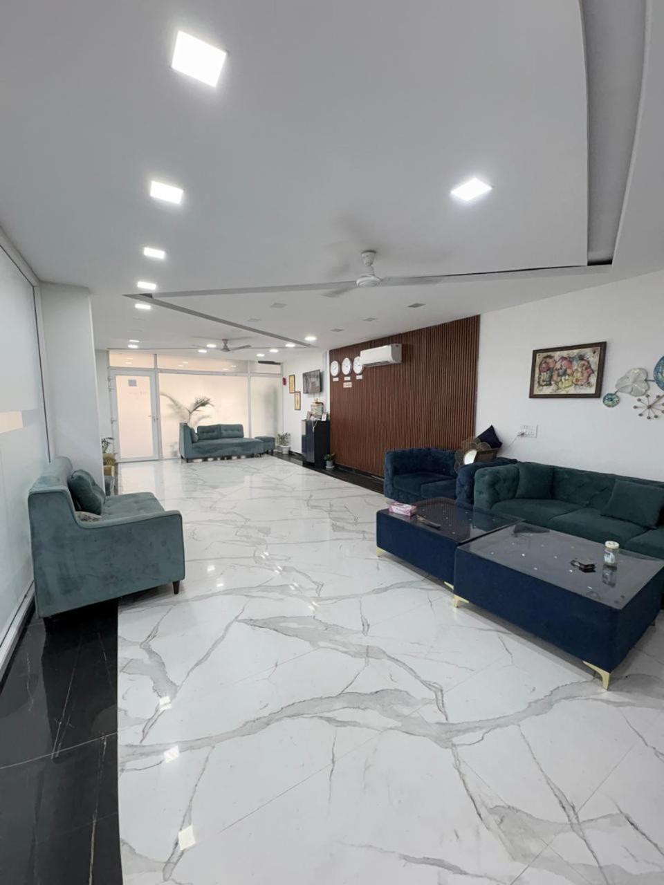 Pacific Inn Eco Central Gurgaon Exterior photo